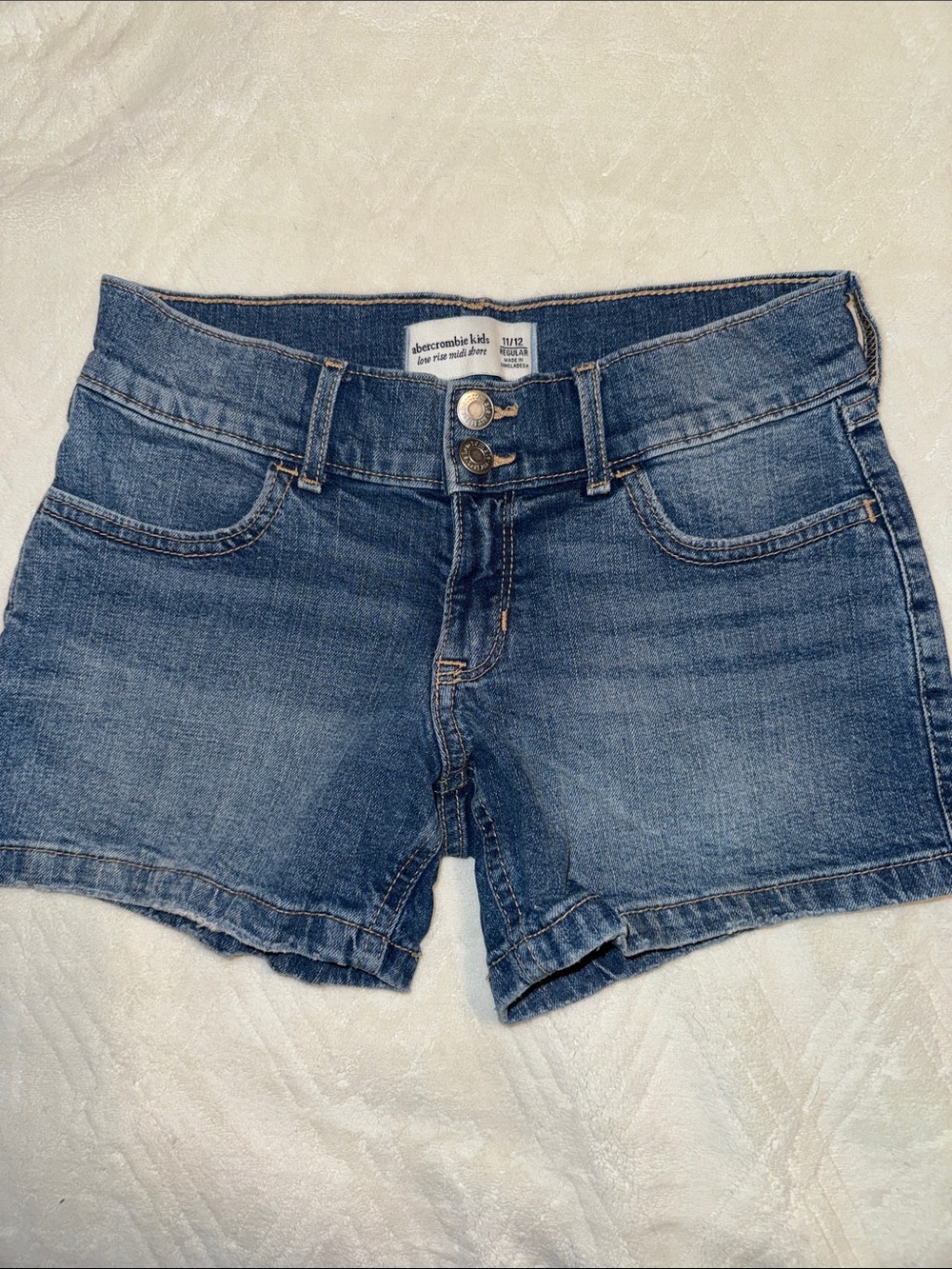 abercrombie kids medium blue denim double-button shorts